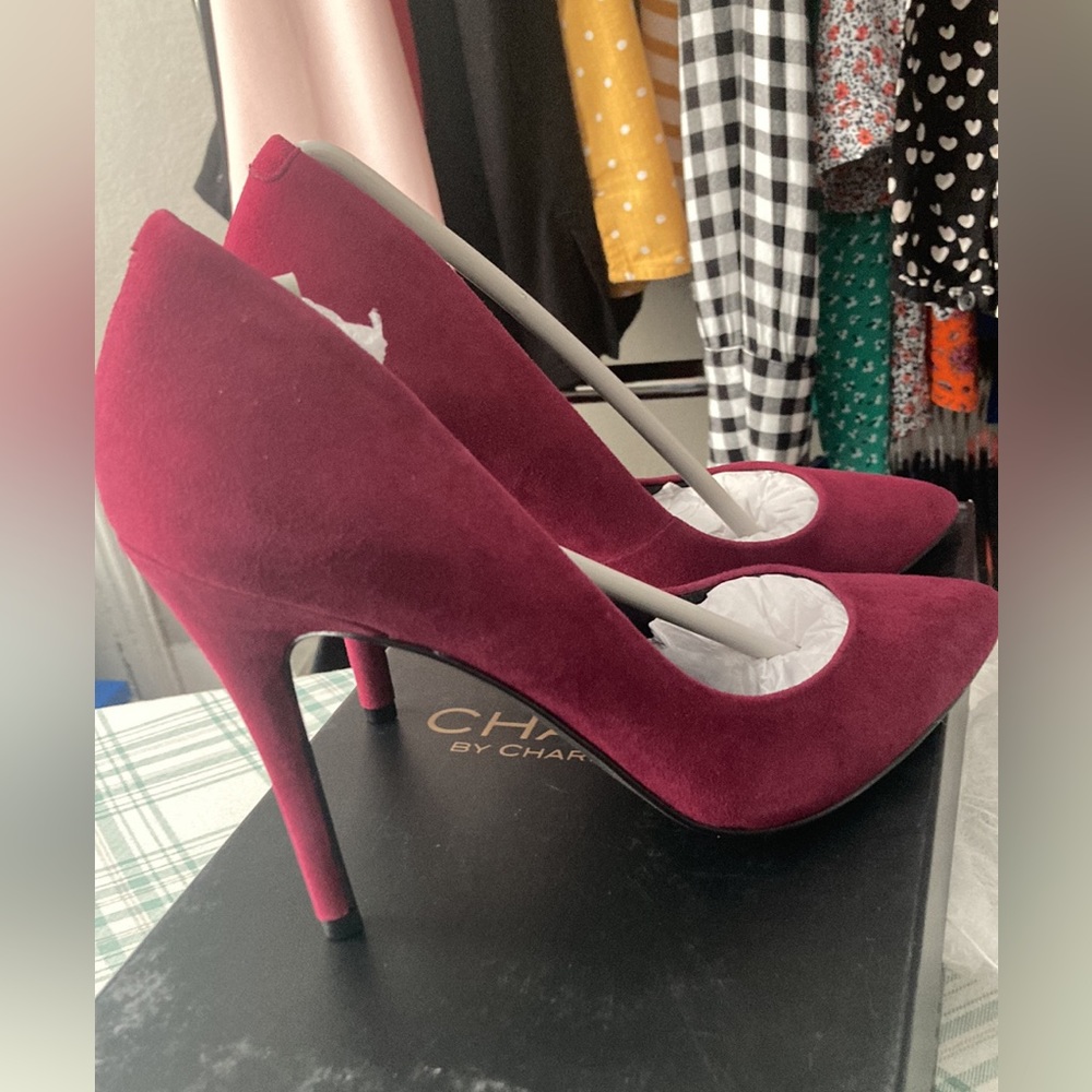 BNIB Charles David Merlot pumps size 7